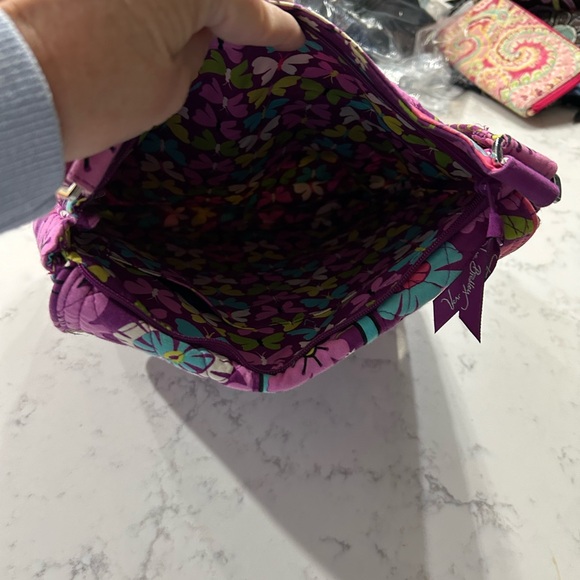 Vera Bradley Like New Crossbody Purse - Picture 4 of 4